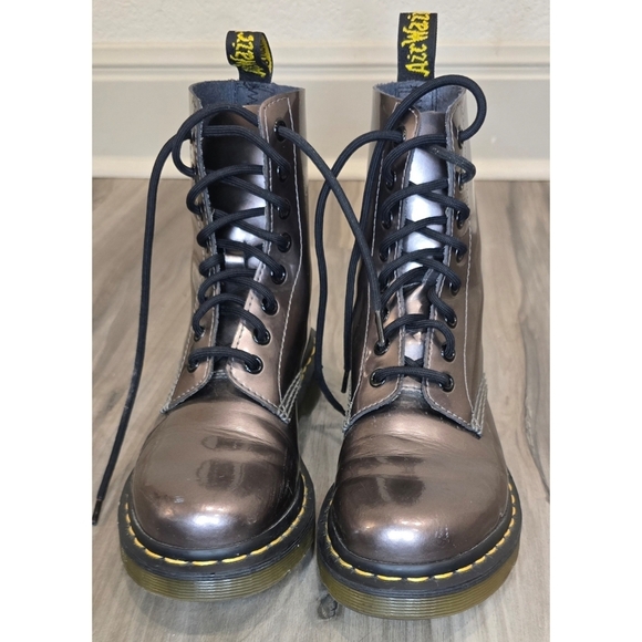 Doc Martens Pascal Pewter Spectra Metallic Leather Boots, Size 6 US - Picture 5 of 13